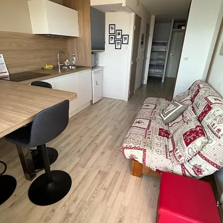 아파트 Sunny Mountain View Balcony Alpe D Huez Ensoleille Balcon Vue Montagne Alpe d'Huez